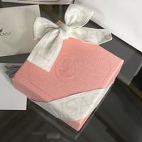 سلسال البطه بكرستال ازرق من سوارفسكي