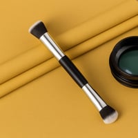 فرشاة مكياج مزدوجة الاطراف 2 في 1 فرشاة كونسيلر لك...