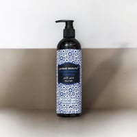 شامبو للشعر بالنيلة الزرقاء من لوفمي بيوتي غني بفي...