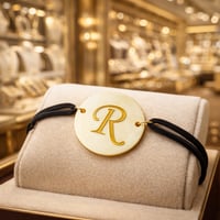 اسوارة نسائية حرف R