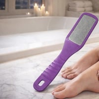 مبرد قدم احترافي: يمكن استخدام مبرد القدم لإزالة م...