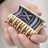 شباص شعر صف مزدوج من الأسنان: تصميم فريد من نوعه ب...