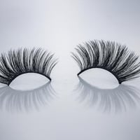 رموش ريتا تمنح رموشك الأصلية المزيد من الطول توفر...