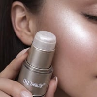 اضاءة وجه من اثري كيو بيوتي رقم 101