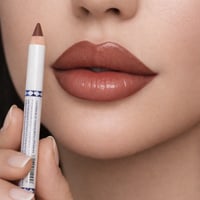 محدد شفايف من ريال بيوتي رقم 3 قلم تحديد شفاه مقاو...