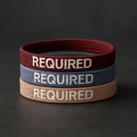 ربطات شعر مميزة كرت تجمع ربطة الشعر الأنيقة هذه بي...