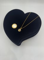 sعقد شعار السعودية ذهب عيار 18