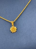 عقد ذهب عيار 21