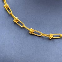 عقد ذهب عيار 21