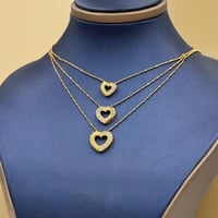 عقد قلب ذهب عيار 18