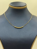 عقد ذهب عيار 18