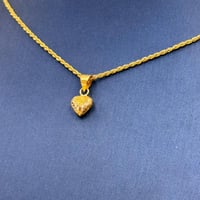 عقد قلب ذهب عيار 18