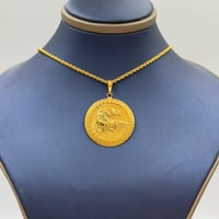 عقد ذهب عيار 21