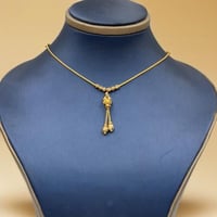 عقد ذهب عيار 22