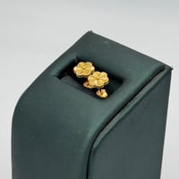 حلق وردة ذهب عيار 21