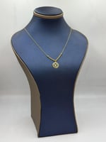 عقد ذهب عيار 21