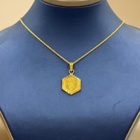 عقد ذهب عيار 21