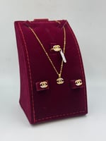 طقم ذهب عيار 18