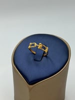 خاتم بتصميم عالمي عيار 21