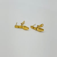 حلق تصميم عالمي ذهب عيار 18