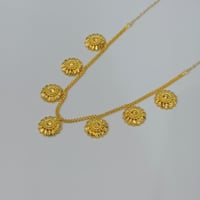 عقد ياسمينة جابر ذهب عيار 21