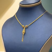 عقد ذهب عيار 21