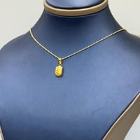 sعقد ذهب عيار 18