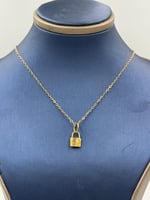 سلسال وتعليقة ذهب عيار 18