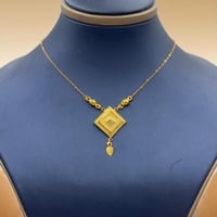 عقد ذهب عيار 21