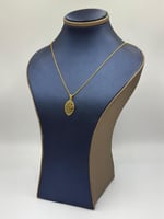 عقد ذهب عيار 21