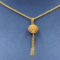 عقد ذهب عيار 21