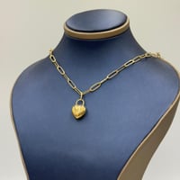 عقد تصميم عالمي ذهب عيار 18