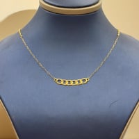 عقد ذهب عيار 18