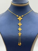 عقد ذهب عيار 21