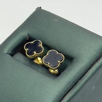 حلق تصميم عالمي ذهب عيار 18