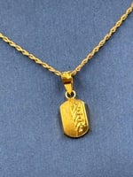 sعقد ذهب عيار 18