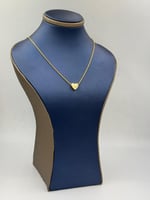 عقد ذهب عيار 18