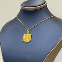 عقد ذهب عيار 21