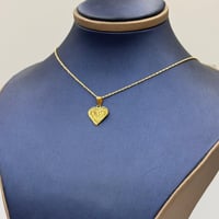 عقد قلب ذهب عيار 18