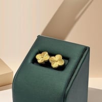 حلق تصميم عالمي ذهب عيار 18