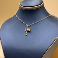 عقد ذهب عيار 18