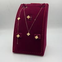 طقم روبرتو كوين عيار 18