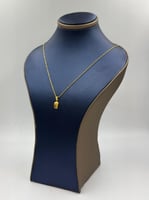 sعقد ذهب عيار 18