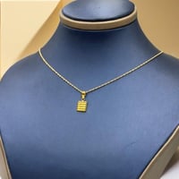 sعقد ذهب عيار 18