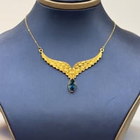 عقد جناح الصقر ذهب عيار 21