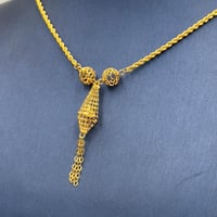 عقد ذهب عيار 21