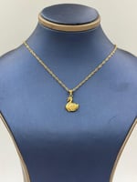 عقد ذهب عيار 18