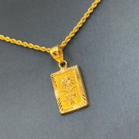 عقد شعار السعودية ذهب عيار 18