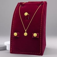 طقم ذهب عيار 18