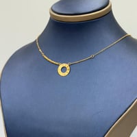 عقد ذهب عيار 21